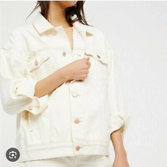 Free People Off White Denim Trucker Boyfriend Distressed Oversized Jacket XS - Picture 4 of 12